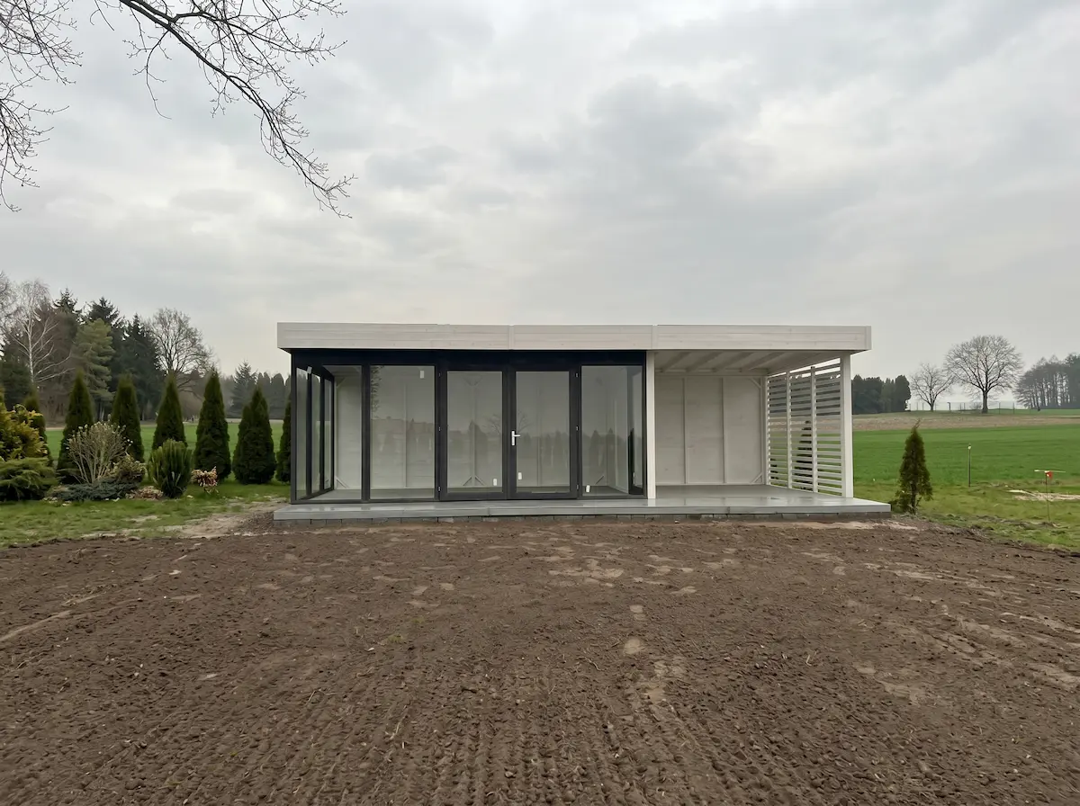 Dřevěný zahradní domek – pohled 2