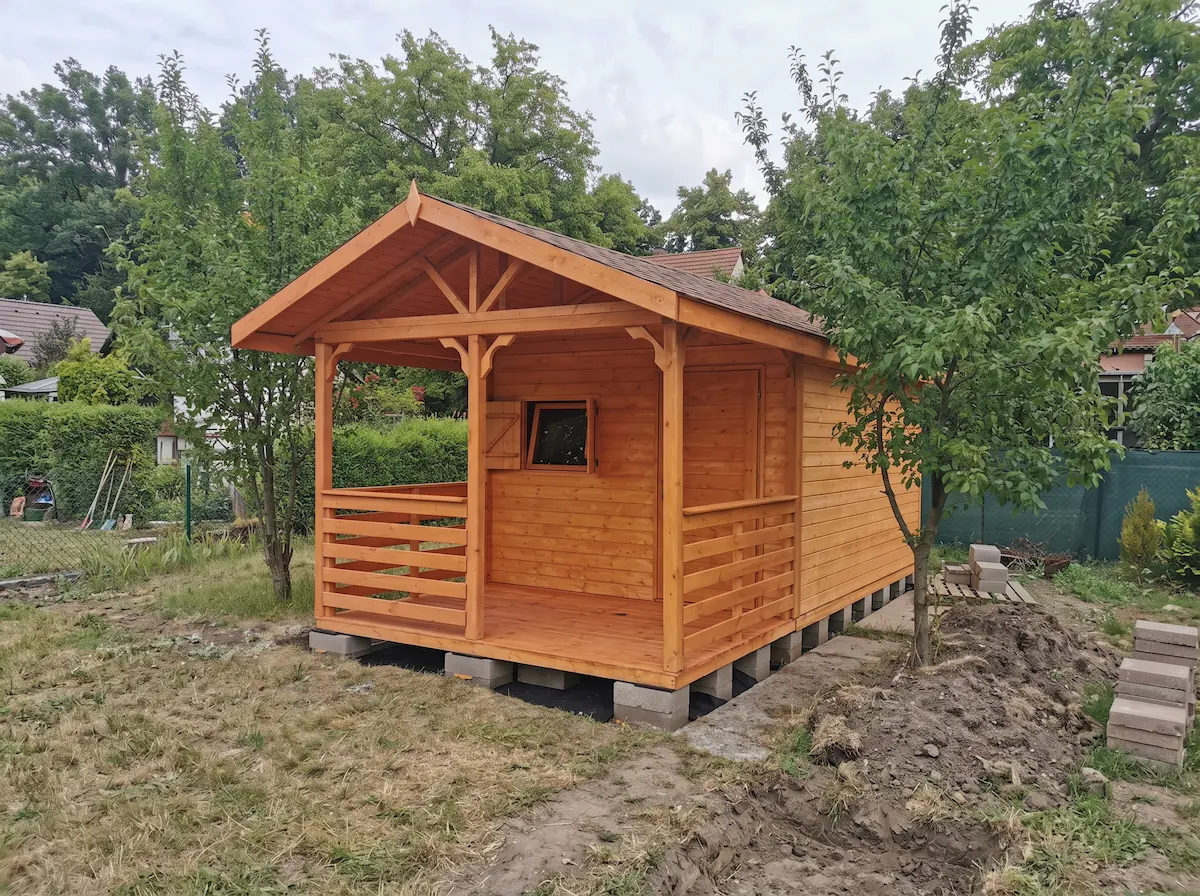Dřevěný zahradní domek – pohled 6