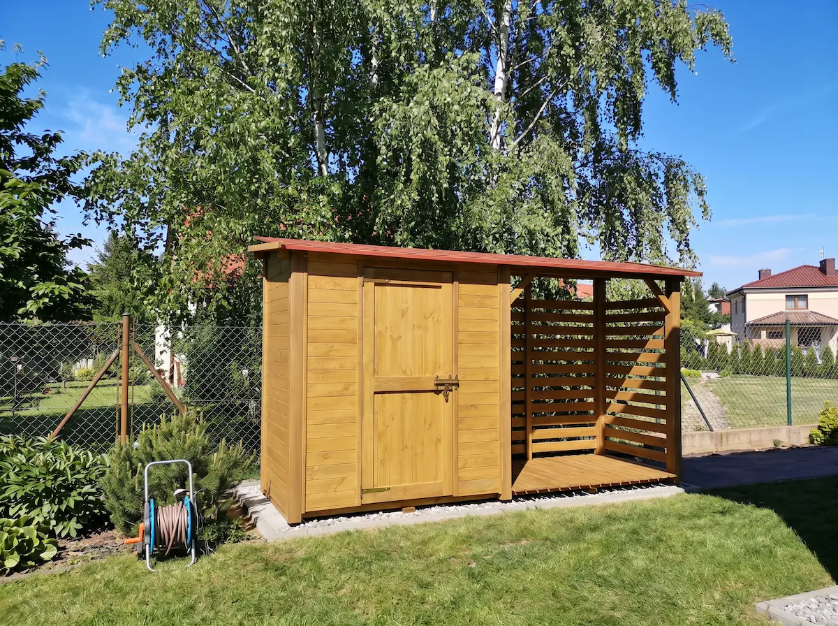 Dřevník – pohled 10