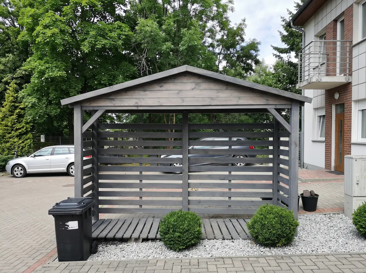 Dřevník – pohled 8